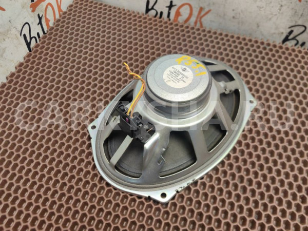 Динамик Mini Clubman оригинальный номер 65 13 3 422 633, 65 13 3 422 633, 65133422633, 3422633