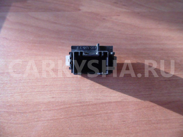 Кнопка обогрева сидений Volkswagen Touareg I (2002—2006) Volkswagen Touareg оригинальный номер 7L0963564