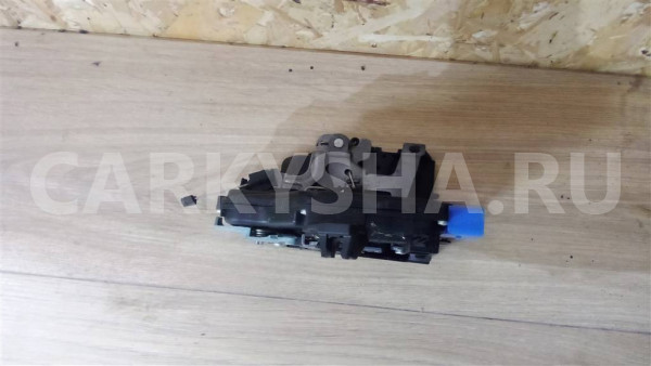 Замок двери передней левой Skoda Octavia (A5 1Z-) 2004-2013 Skoda Octavia оригинальный номер 3D2837015K