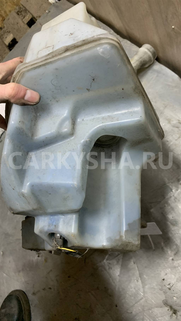 Бачок омывателя лобового стекла Volvo XC90 2002-2014 Volvo XC90 оригинальный номер 30663812