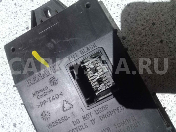 Блок комфорта Renault Sandero I (2009—2014) Renault 14 оригинальный номер 8201029422