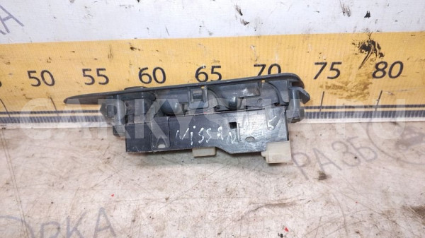 Блок управления стеклоподъемниками  Almera N15 Nissan Almera оригинальный номер 254011N010