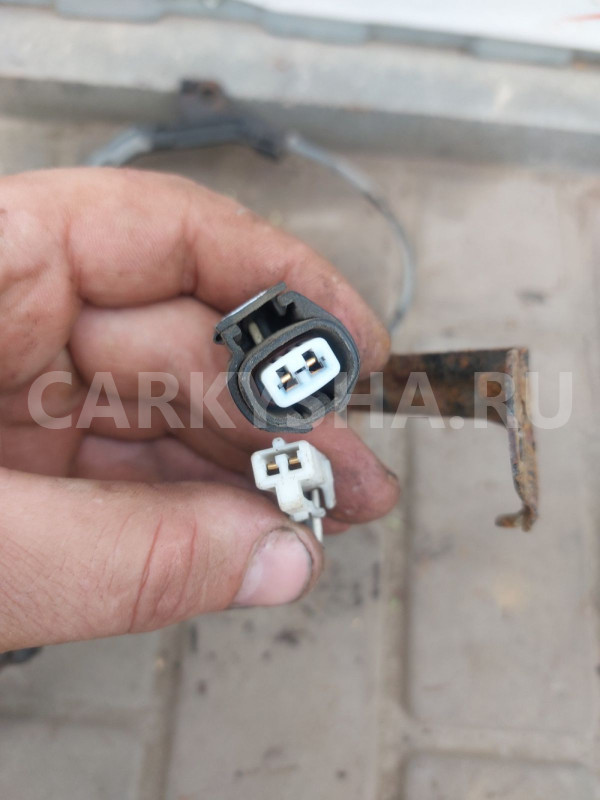 Провод датчика ABS задний правый Toyota AvensisT25 Toyota Avensis оригинальный номер 8951605010