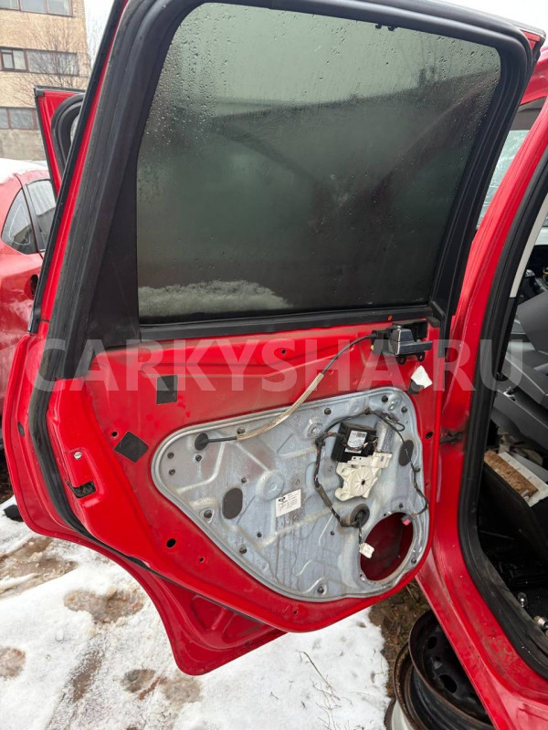 Дверь задняя левая Ford C-MAX I (2003—2007) Ford C-MAX оригинальный номер 1496877
