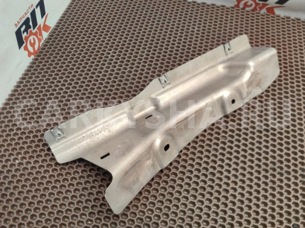 Кронштейн защиты BMW 5er оригинальный номер 51 48 7 185 203, 51 48 7 185 203, 51487185203, 7185203