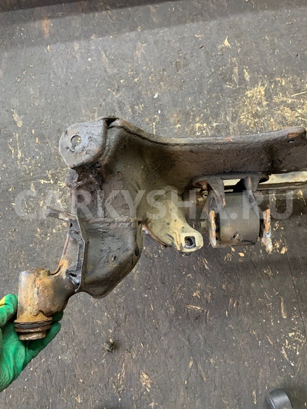 Подрамник передний передний Nissan X-Trail T30 Nissan X-Trail 