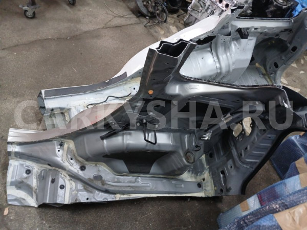 крыло заднее правое Honda Fit 