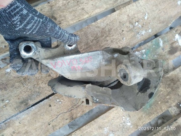 Кулак поворотный передний левый Volvo S60 I (2000—2004) Volvo S60 оригинальный номер 30760714