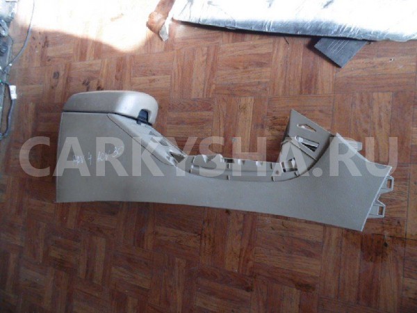 Подлокотник Toyota RAV4 III (2005—2010) Toyota RAV 4 оригинальный номер 5890142051Е1