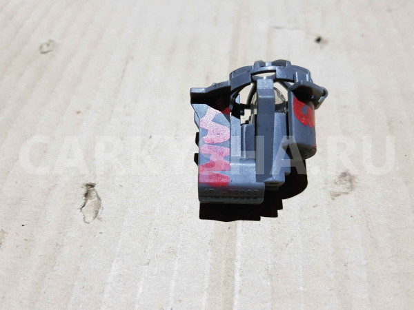 Плафон салонный Toyota Camry XV50 рестайлинг 2 (2017—2018) Toyota Camry оригинальный номер 8133012020