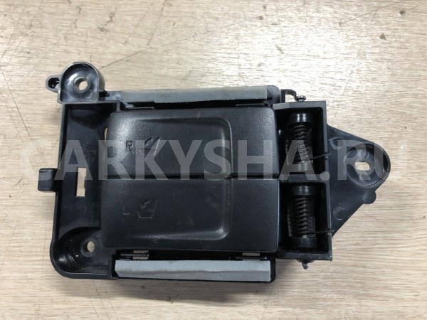 Ручка откидывания задних сидений Lexus RX IV Рестайлинг  оригинальный номер 72053-48020-C0