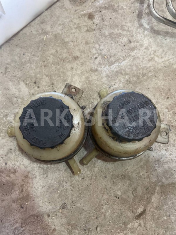 Бачок ГУР Kia Rio I (1999—2002) Kia Rio оригинальный номер 57150FD000