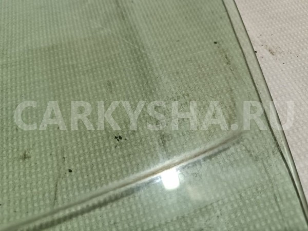 Стекло двери передней левой Nissan Juke 