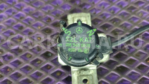 Блок управления форсунками Mercedes Benz W124 Mercedes-Benz W124 оригинальный номер 0155450828