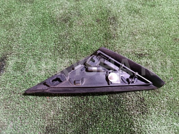 Накладка крыла переднего левого Ford Mondeo 