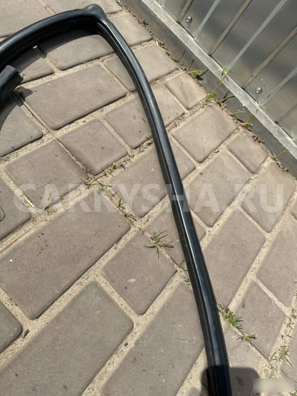 Уплотнитель двери перед прав Toyota Avensis T250 Toyota Avensis 