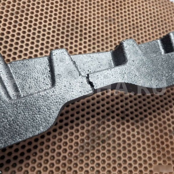 Проставка пенопласт в багажник BMW X1 