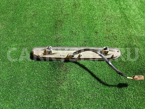 Фонарь задний (стоп сигнал) Nissan Avenir 