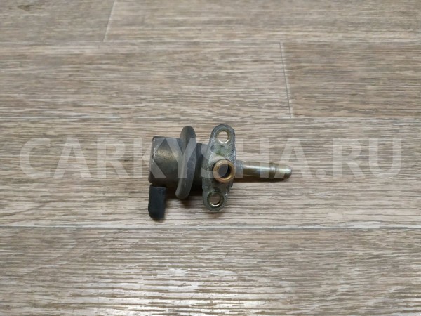 Регулятор давления топлива Nissan Presea 