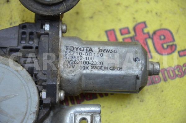 Стеклоподъемник электр. задний левый Toyota Auris 