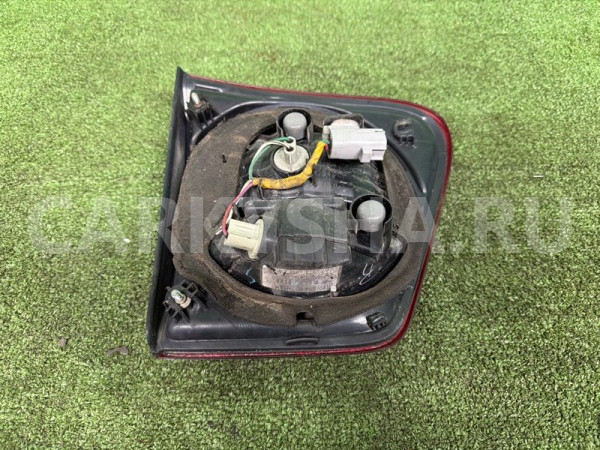 Фонарь в крышку багажника Toyota SEQUOIA 2008-2014 815800C030, правый Toyota Sequoia 