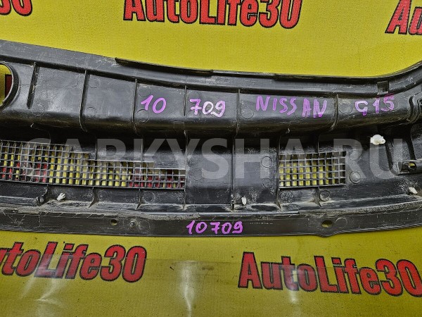 Рамка лобового стекла Nissan Almera 