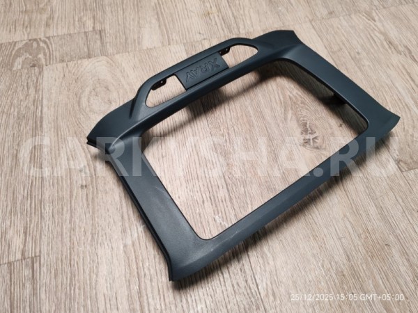 Рамка магнитоллы Lada X-Ray 2017 682604569R 21179 ВАЗ (Lada) XRAY 