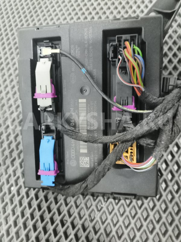 Блок комфорта VW Touareg 2017 4H0907064JM NF Volkswagen Touareg 