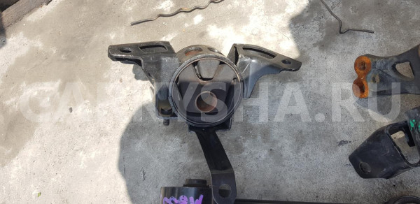 Подушка двигателя Nissan Moco 