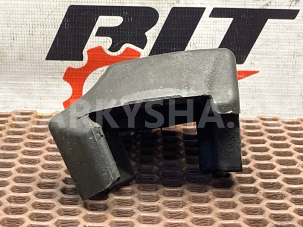 Звукоизоляционный кожух ТНВД BMW 3er оригинальный номер 13 51 7 629 169, 13 51 7 629 169, 13517629169, 7629169