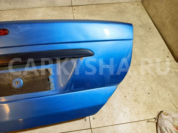 Крышка багажника Ford Focus оригинальный номер 1372684