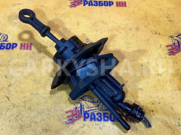 Цилиндр сцепления главный Land Rover Freelander II рестайлинг (2010—2012) Land Rover Freelander оригинальный номер LR031914