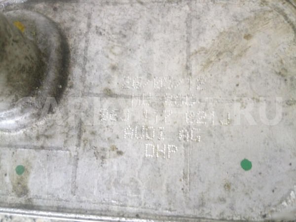 Радиатор маслянный Skoda Yeti Шкода Ети Audi A4 оригинальный номер 06J117021J