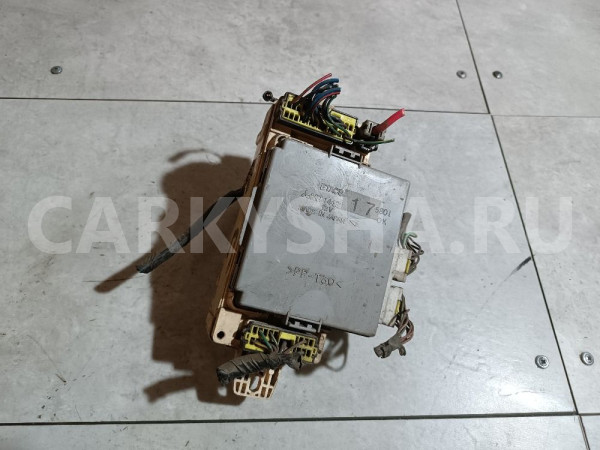 Блок предохранителей салонный Mitsubishi Diamante оригинальный номер MR141217