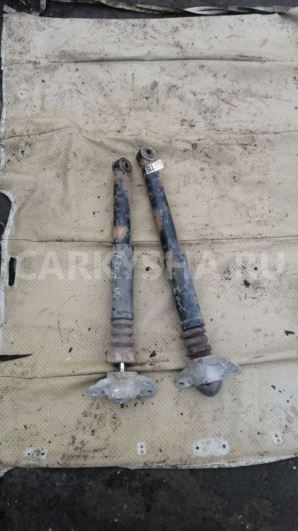 Задний амортизатор Volkswagen Jetta VI  комплект Volkswagen Jetta оригинальный номер 5C0513029D