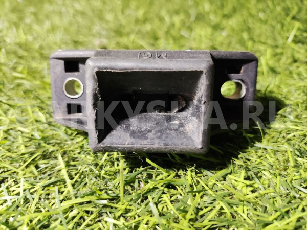 Замок крышки багажника верхний Renault Logan 1 Renault 15 оригинальный номер 7700838546