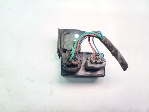 Реле стеклоочистителей Subaru Outback 2012 86121AJ000 BR9 EJ253 Subaru Outback 