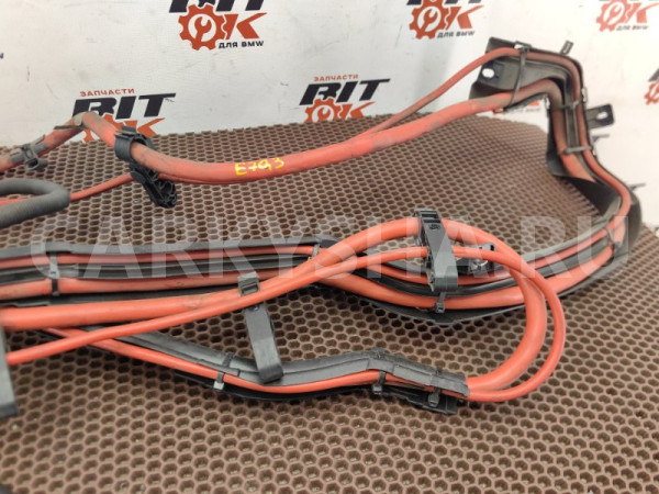 Плюсовой провод АКБ BMW X5 оригинальный номер 61 12 9 292 886, 61 12 9 292 886, 61129292886, 9292886, 61 12 9 225 104, 61129225104, 9225104