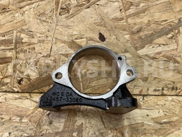 Кронштейн приводного вала Toyota RAV 4 V (XA50) оригинальный номер 43457-33060