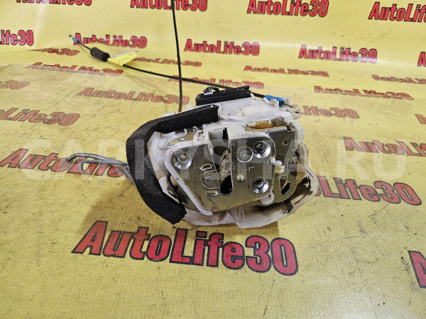 Замок двери передней левой Subaru Outback оригинальный номер 61032SC250