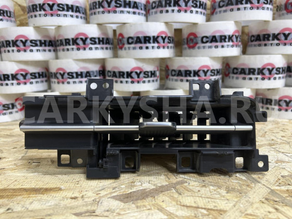 Дефлектор воздушный левый Jetour Dashing оригинальный номер F16-5306730HB