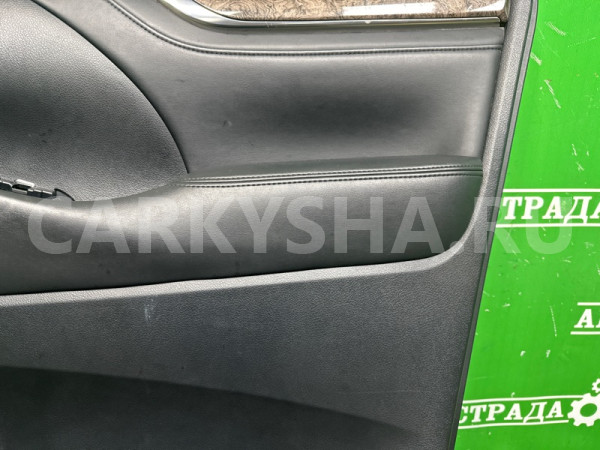 Обшивка боковой двери Toyota Alphard 2015-2023 6761058540C3, передняя правая Toyota Alphard 