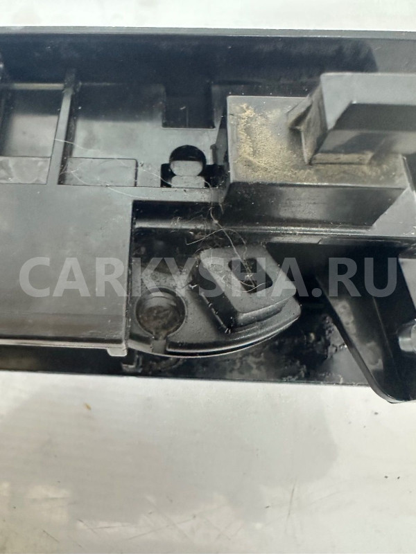 Ручка открывания лючка бензобака для Toyota Yaris 2 2005-2011г Toyota Auris оригинальный номер 7730652040