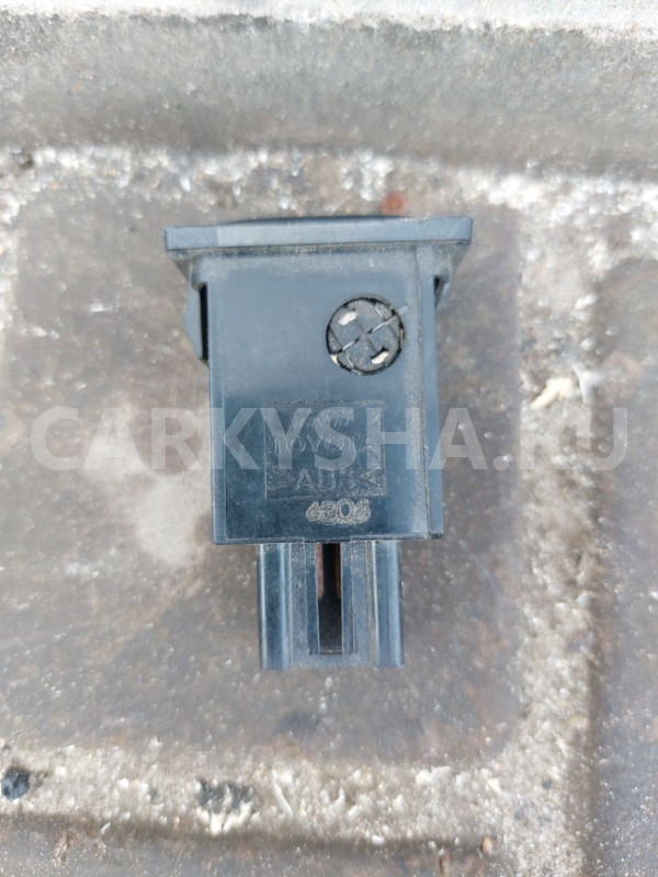 Кнопка омывателя фар Toyota Avensis T250 Toyota Avensis оригинальный номер 8415005031