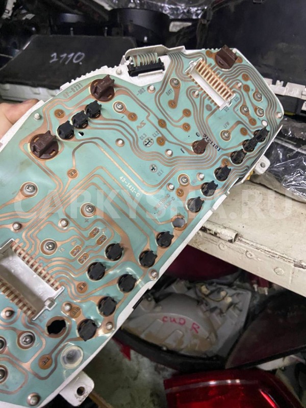 Панель приборов Mitsubishi Carisma I рестайлинг (1999—2004) Mitsubishi Carisma оригинальный номер 431411C