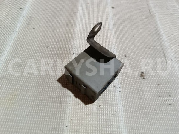 Реле стеклоочистителей Nissan Primera 