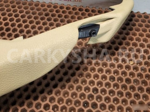 Подлокотник карты BMW X1 