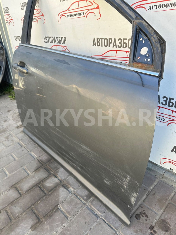 Дверь передняя правая Toyota Avensis T250 Toyota Avensis оригинальный номер 6700105050