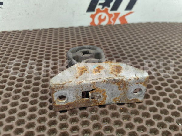 Кронштейн выхлопа BMW X5 оригинальный номер 18 20 7 558 659, 18 20 7 558 659, 18207558659, 7558659, 18 20 7 568 777, 18207568777, 7568777