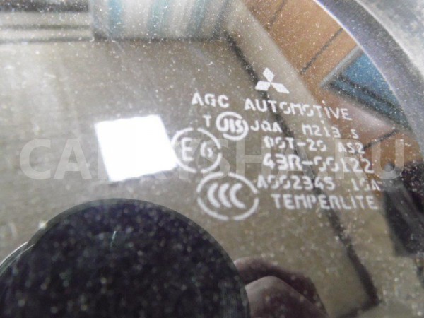 Стекло двери Mitsubishi Lancer X (2007—2010) Mitsubishi Lancer оригинальный номер 5740A017